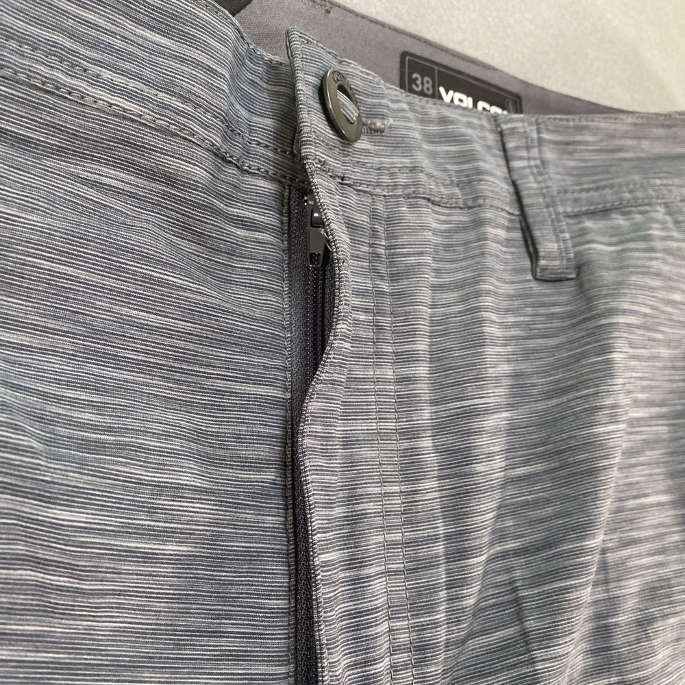 Volcom Mens Surf Turf 4 Way Stretch Gray Shorts Surfing Outdoor Beach 38 NWT - Picture 4 of 11